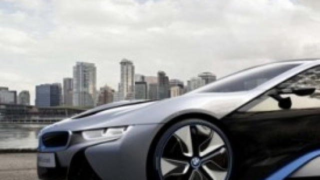 La nuova Bmw i8 presentata al salone di Detroit