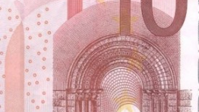 l'euro indicato da molti come la causa della crisi