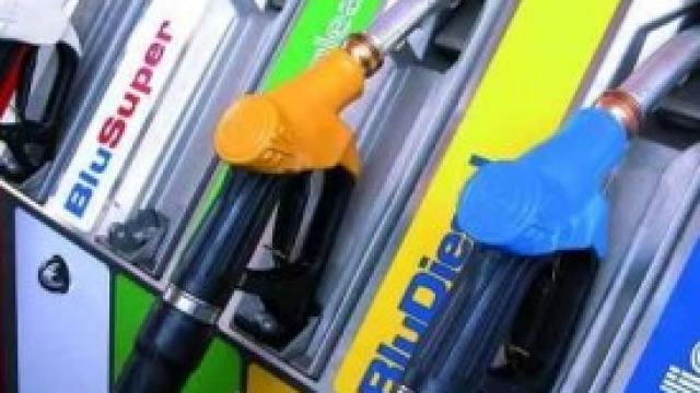 dal 2014 nuovi rincari nel prezzo dei carburanti