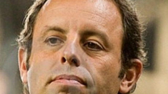 Sandro Rosell al centro di una bufera