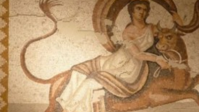 Nuovi 10 euro, la principessa Europa in controluce