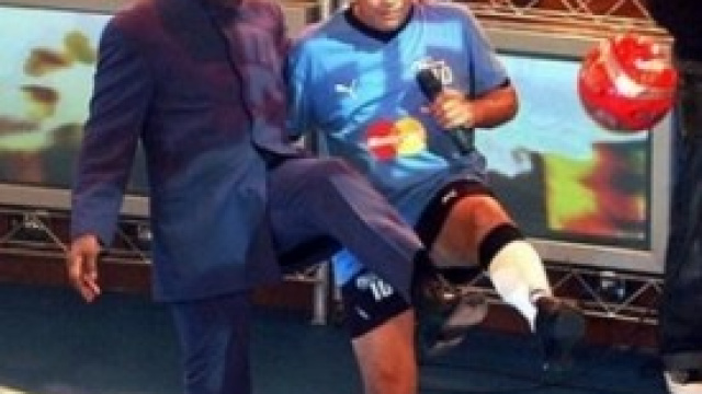 Pel&egrave; e Maradona a "La noche del D10S".