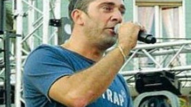 Paolo Bovi dei Mod&agrave; accusato di molestie