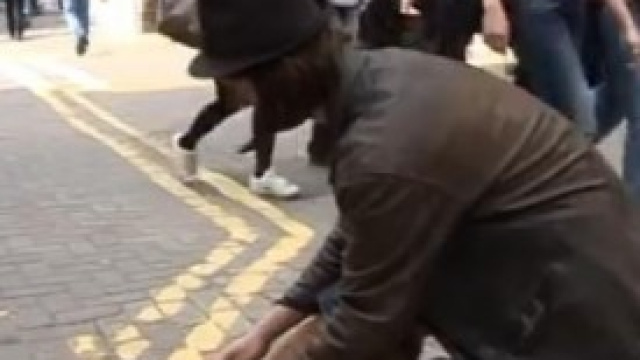 Bob e James per le strade di Londra