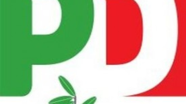 Pd, Renzi, Berlusconi e le proteste dei militanti.