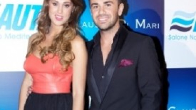 Sulla sinistra Cecilia Rodriguez