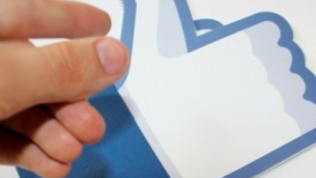 Facebook, &egrave; iniziata la parabola discendente?