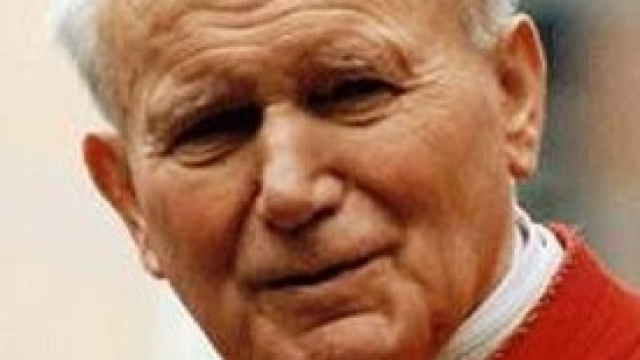 Rubato sangue di Papa Wojtyla