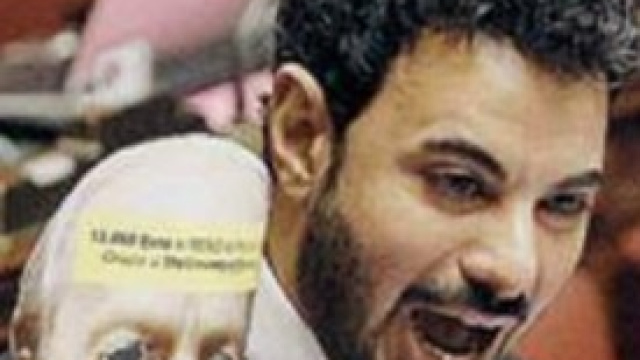 Giorgio Sorial, depuntato M5s contro Napolitano