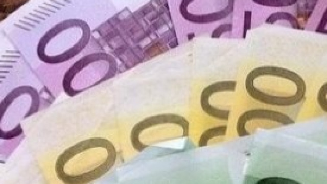 Pensioni per aiutare figli e nipoti.