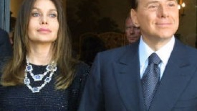Silvio Berlusconi a breve torner&agrave; single