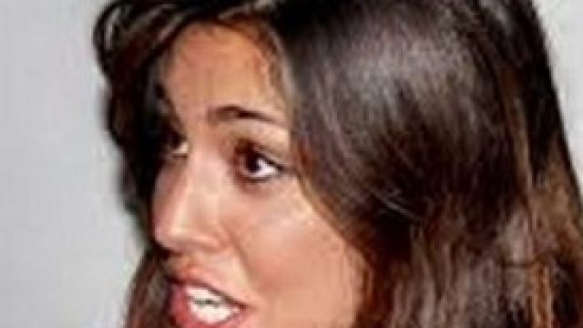 Il lato B di Belen &egrave; un falso?