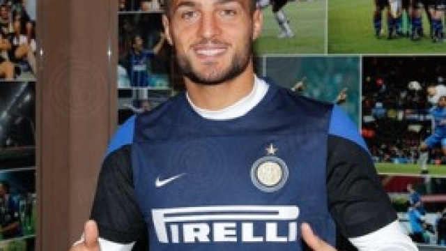 Danilo D'Ambrosio con la maglia dell'Inter
