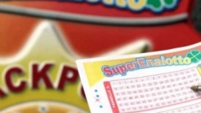 Lotto e Superenalotto: numeri ritardatari e ruote
