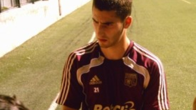 Maxime Gonalons, colpo invernale del Napoli