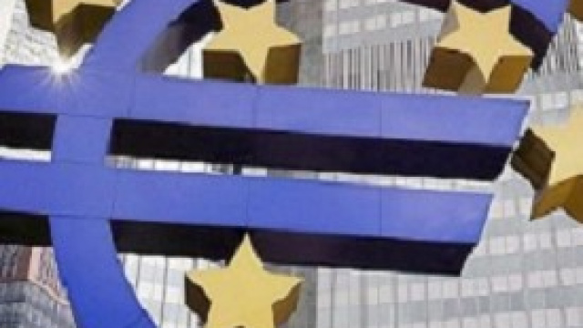 Euro e risparmi, connubio perdente