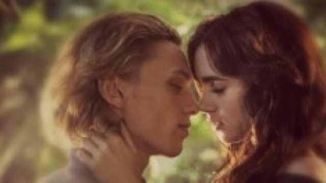 Jace e Clary nel primo film.