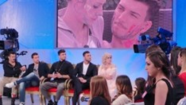 Uomini e donne gossip Andrea e Sharon