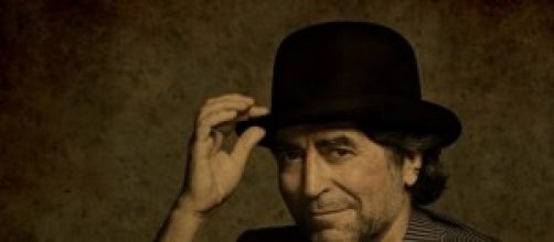 Pose promocional de Joaqu&iacute;n Sabina