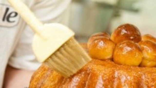 bab&agrave; al rhum soffice e dal profumo intenso.