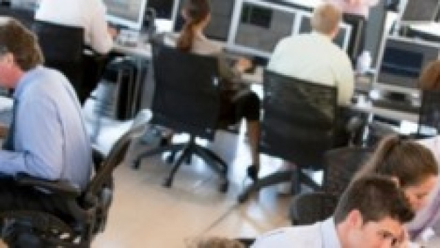 Offerte di lavoro, attenzione alle truffe. 