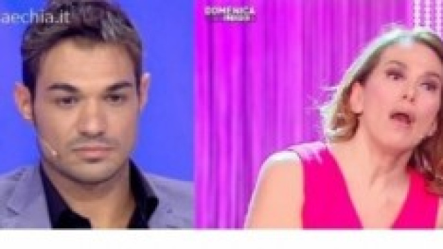 Uomini e donne gossip news: Greco contro la D'Urso