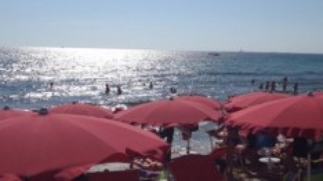 In Sicilia l&rsquo;estate continua.