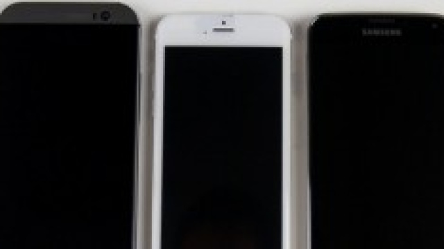 iPhone 6 Plus vs Galaxy Note 4 vs HTC One M8 