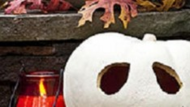 Zucche scheletro per addobbi festa Halloween.