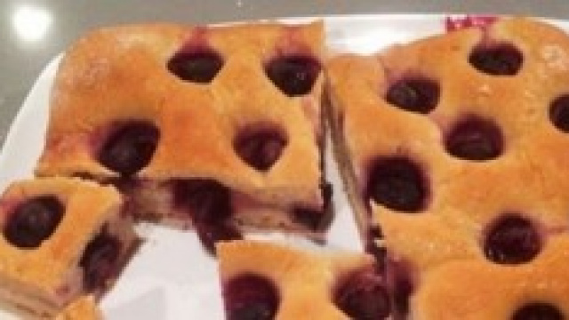 La ricetta della schiacciata all'uva