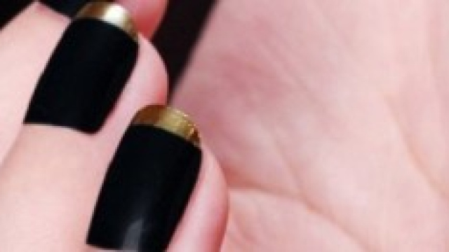 Nail Art moda inverno 2015 e colori smalti