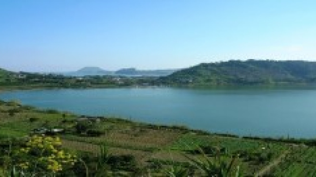 Una veduta del Lago d'Averno 