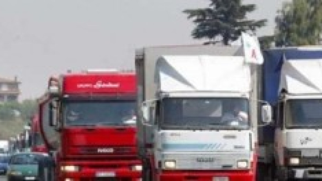 Il vento ha fatto precipitare a terra l&rsquo;uomo 