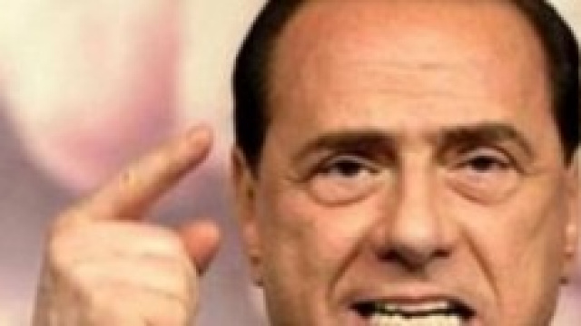 Berlusconi si ricandida per le prossime elezioni.