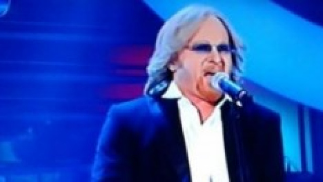 Becucci imita Umberto Tozzi