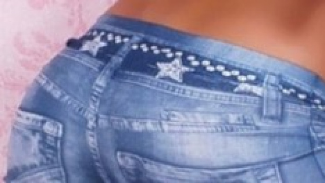 Viva i jeans: il denim &egrave; di moda in autunno
