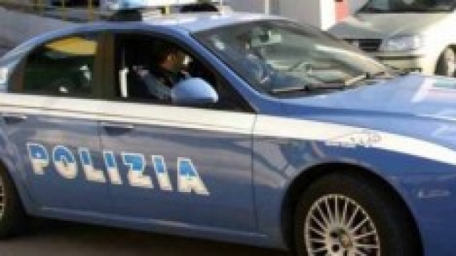 Una volante della Polizia.