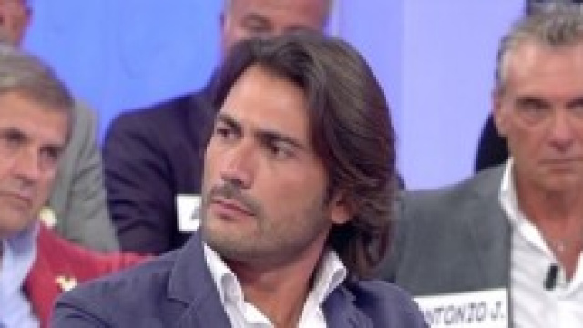 Replica Uomini e donne, puntata 3 ottobre 
