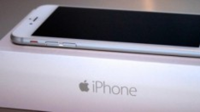 Nella foto, il nuovissimo apple iPhone 6