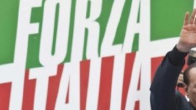 Berlusconi in un commosso saluto ai suoi fan