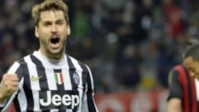 La Juve batte la Roma tra le polemiche.