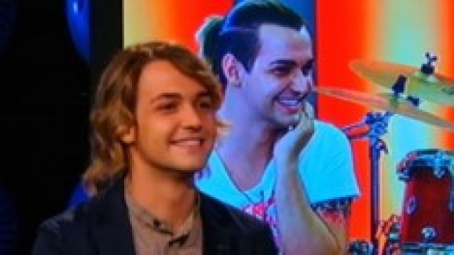 Amici news: Valerio Scanu leader a Tale e quale.