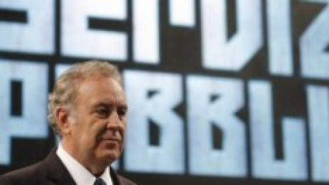 Servizio Pubblico e Virus replica 9 ottobre