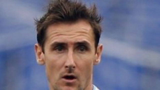 Klose allenatore: potr&agrave; funzionare? A Lotito piace