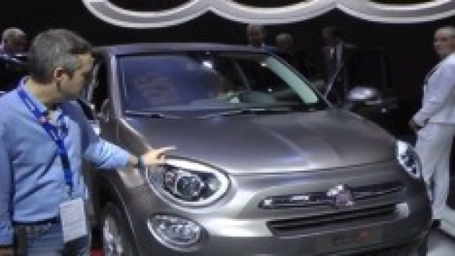  Nuova Fiat 500x: prezzo e bufala della 127