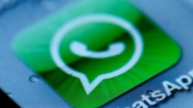 l'immagine col celebre logo di Whatsapp
