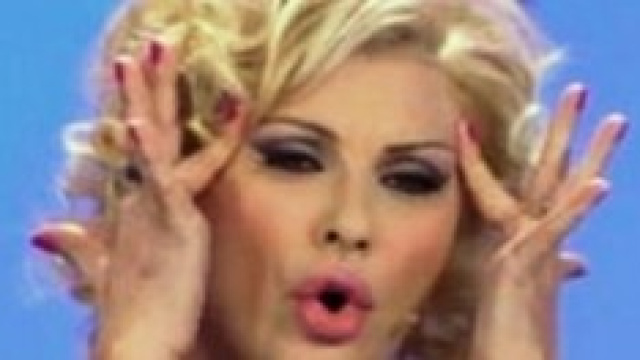 tina cipollari resta a uomini e donne
