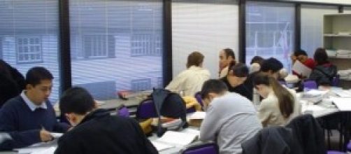 Busy university students in meeting