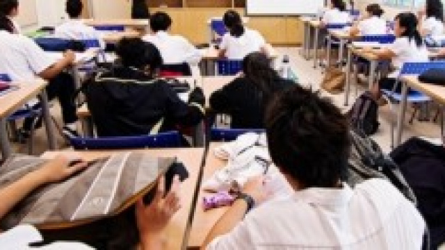 Quattordicenne picchiato dal professore