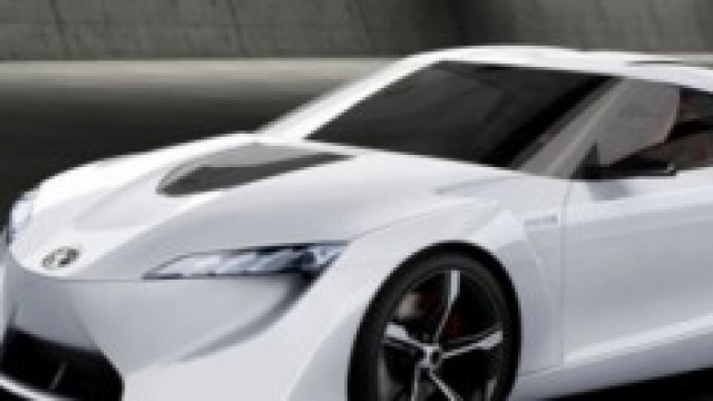 Toyota Mirai la prima auto a idrogeno sul mercato.